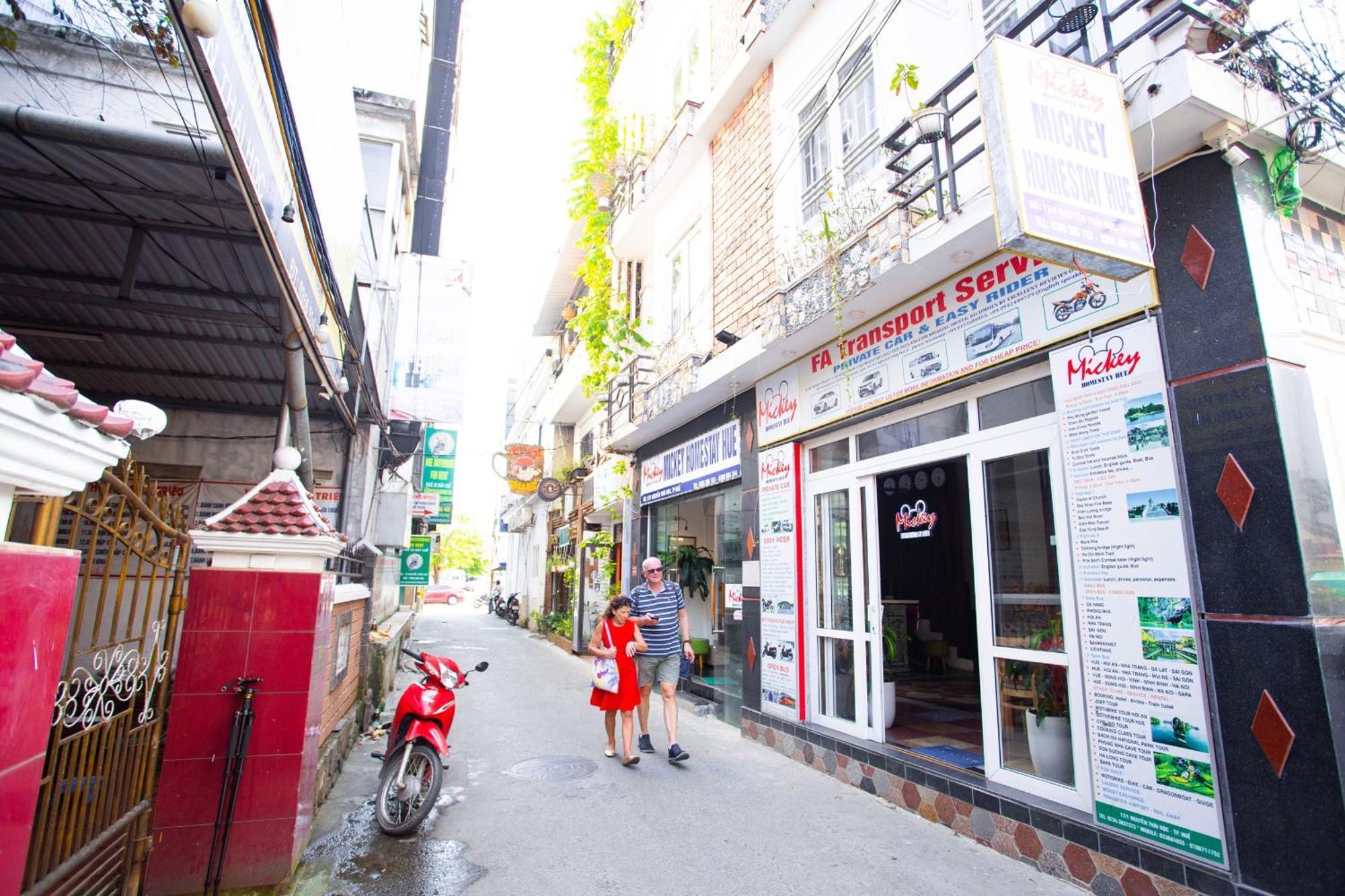 Mickey Homestay Hue Exteriör bild