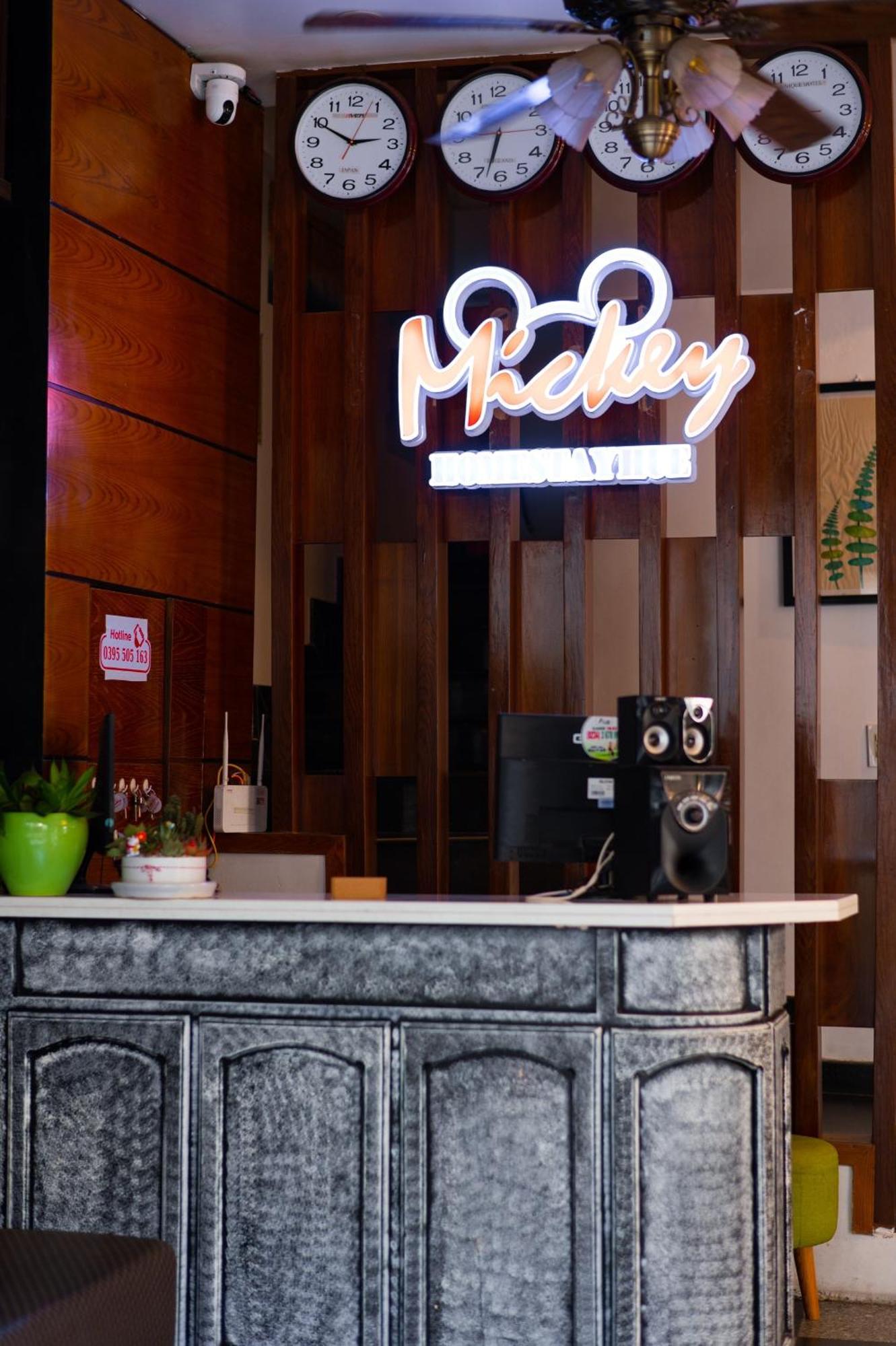 Mickey Homestay Hue Exteriör bild